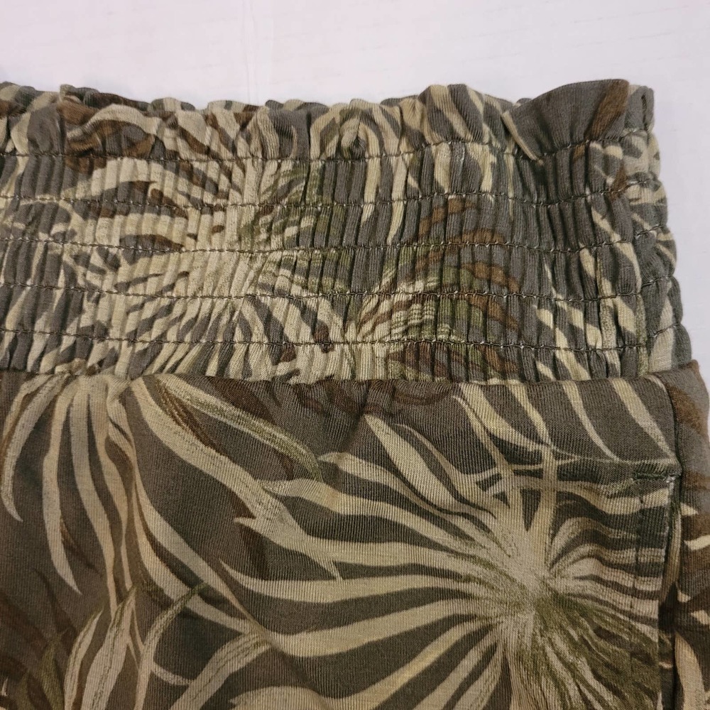 Time And True Women's Palm Print Elastic Waist Kn… - image 4